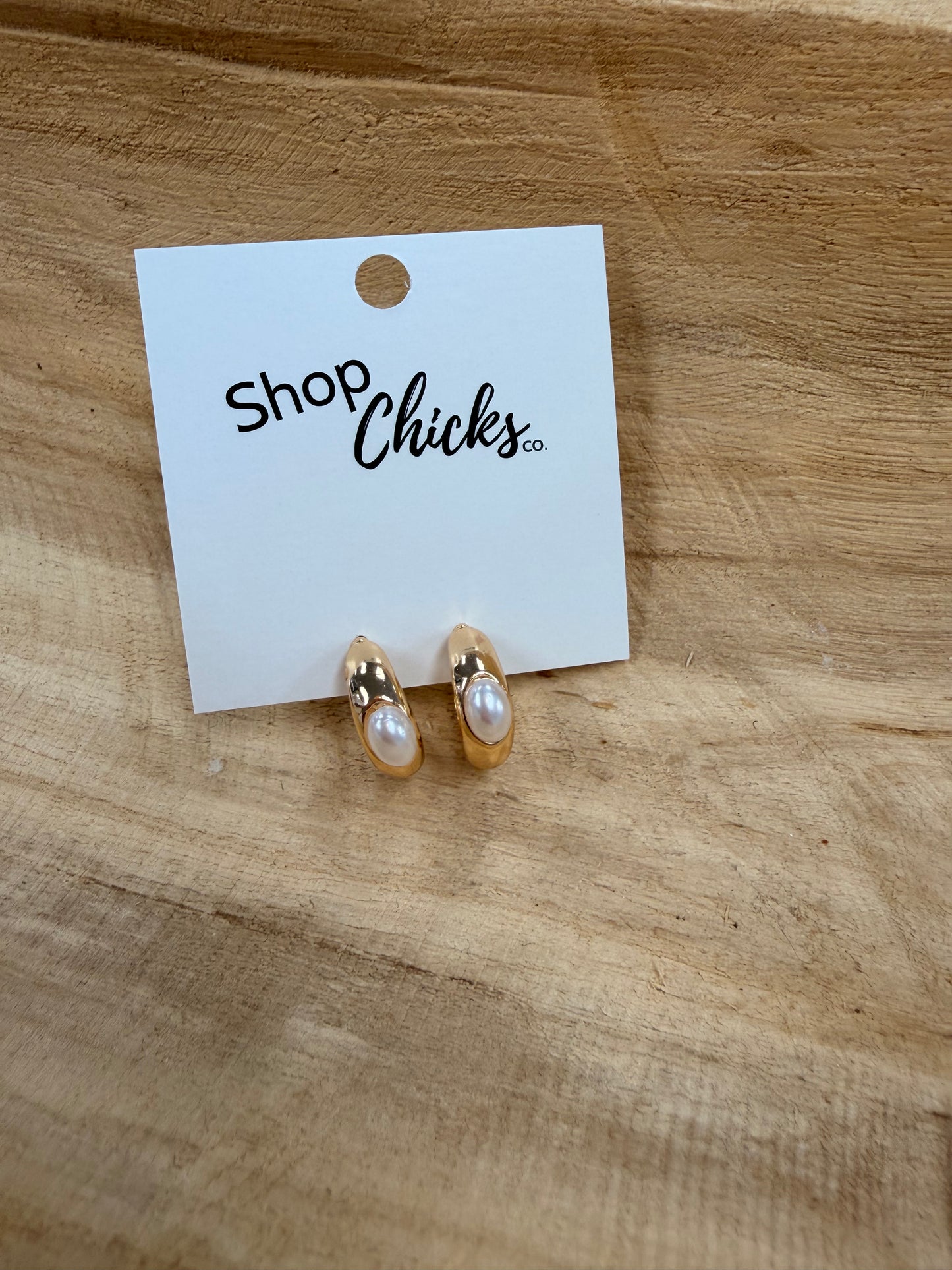 small pearl huggie hoop