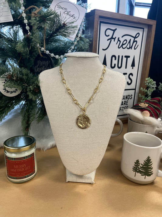 Gold Open Chain Hammered Circle