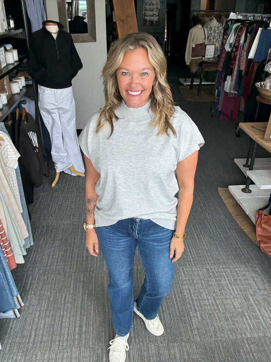 High Rise Cropped Straight Jean