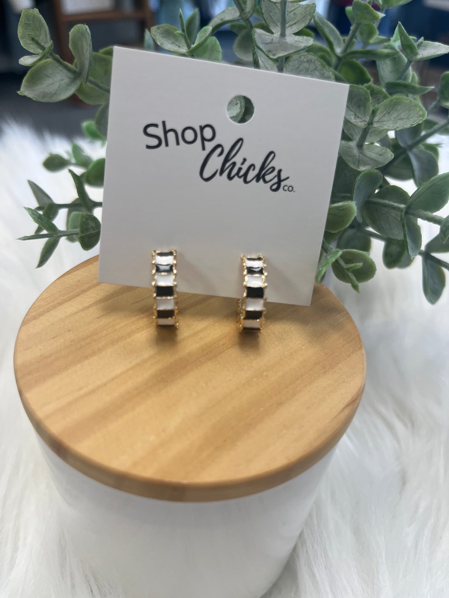 Checkered Huggie Hoop Earrings
