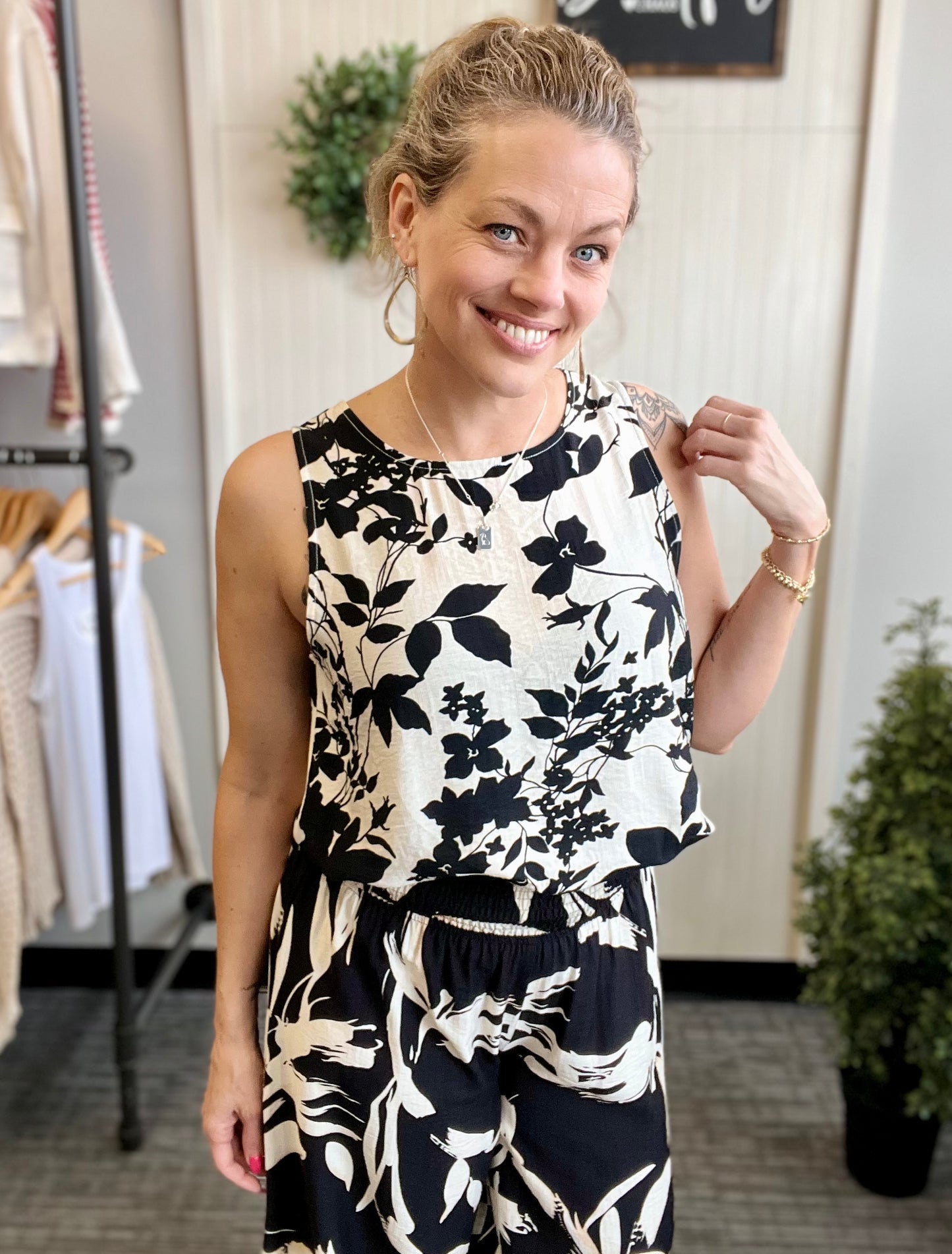 Black and White Floral Tank Blouse