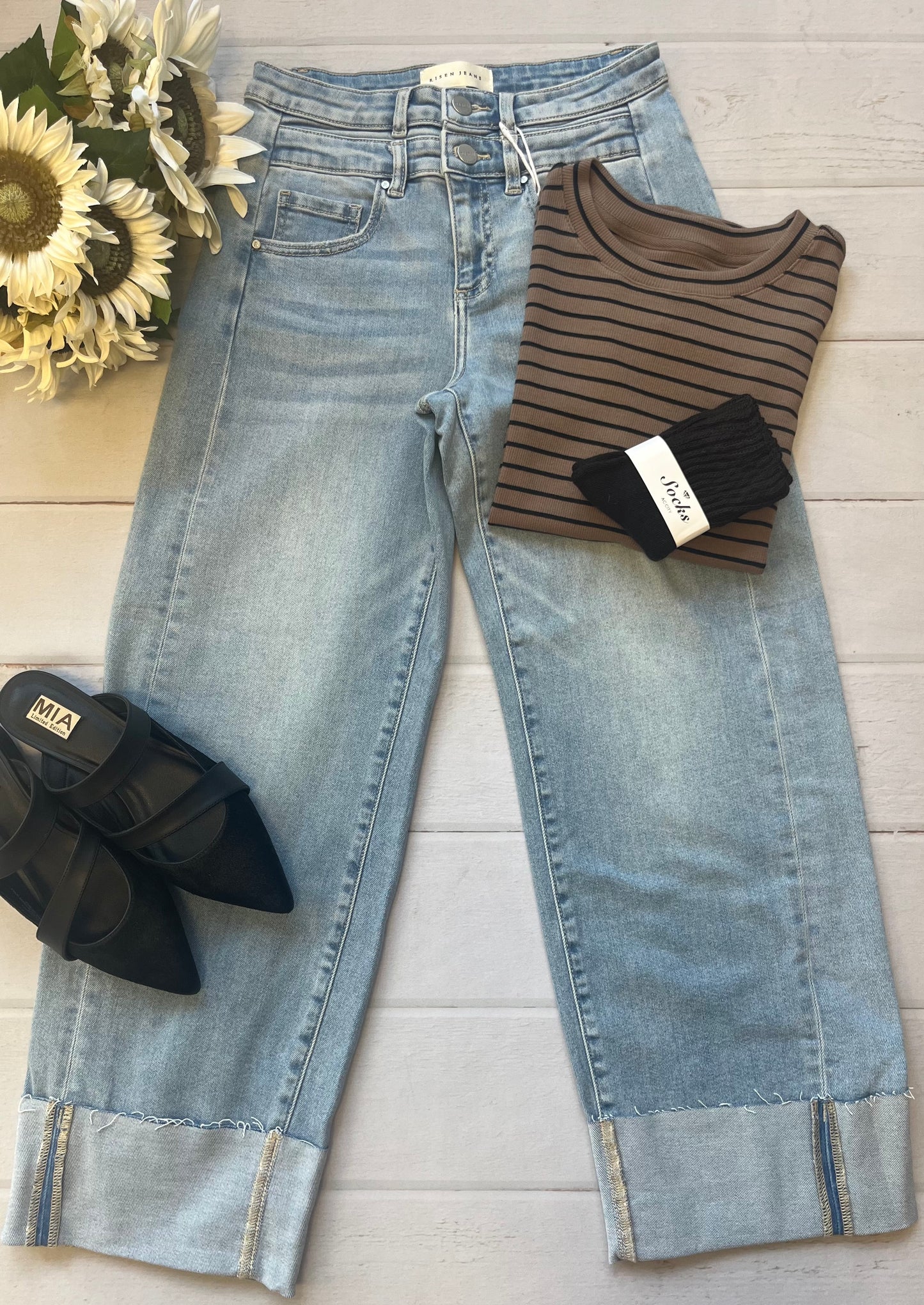 Slouchy Crop Barrel Risen Jeans