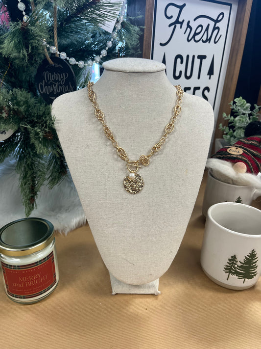Gold Hammered Coin w/ Pearl Necklace